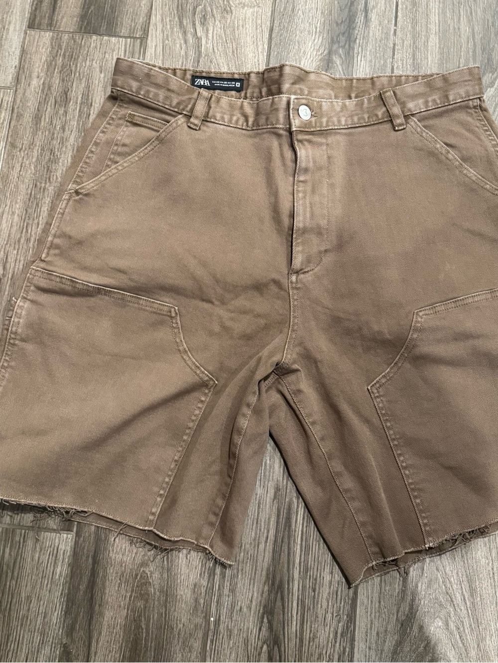 Zara Men’s Brown Canvas Cargo Shorts